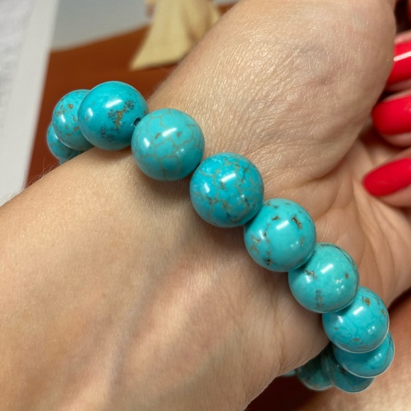 Natural Turquoise Beaded Bracelet - Picture 3 of 3